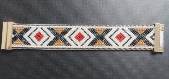 Brasalete estilo Miyuki en color café